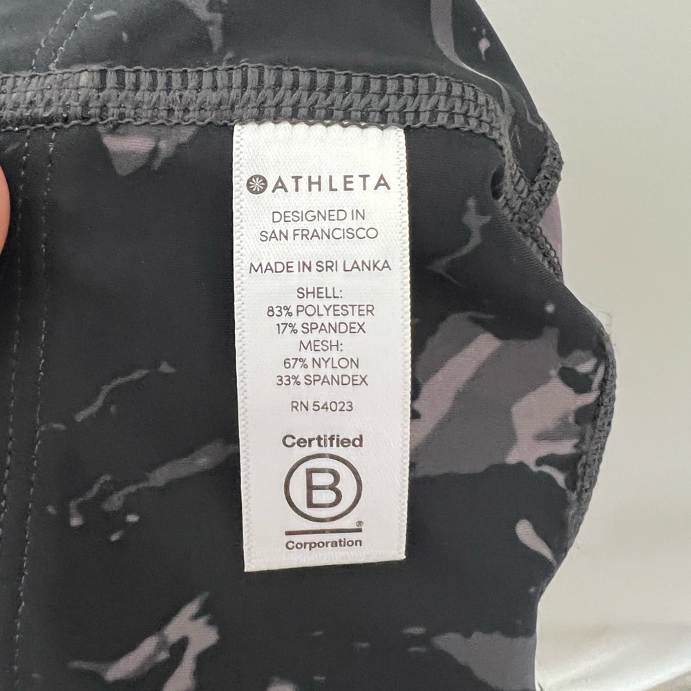 Athleta 7/8 Tights Velocity Stash Pocket Marble Leggings Black Medium 820 - Picture 9 of 10